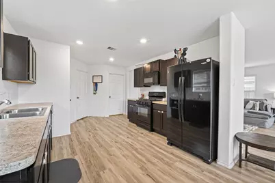 14502 Andover Birch Drive, Fresno, TX 77583 - Photo 11