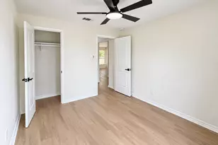 7610 Western Oak Ln, Houston, TX 77040 - Photo 7