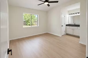 7610 Western Oak Ln, Houston, TX 77040 - Photo 5