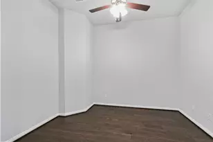 2106 Villa Flora Ln, Friendswood, TX 77546 - Photo 7