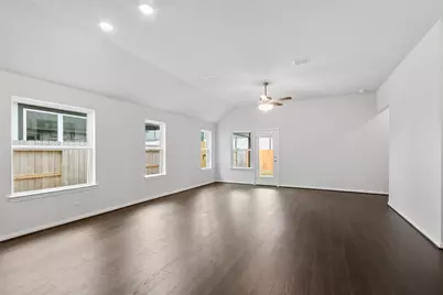 2106 Villa Flora Lane, Friendswood, TX 77546 - Photo 17