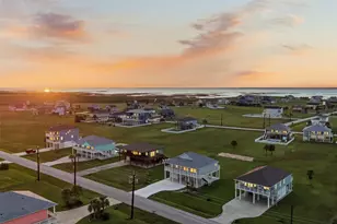 18618 Shaman Dr, Galveston, TX 77554 - Photo 1