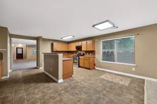 9219 Pinderfield Ct, Houston, TX 77083 - Photo 11