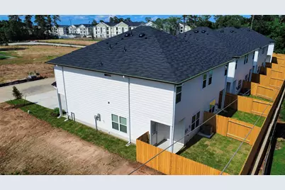 1976 Longmire Villas Court, Conroe, TX 77304 - Photo 35