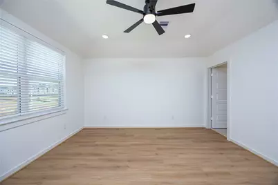 1976 Longmire Villas Court, Conroe, TX 77304 - Photo 21