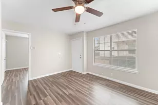 512 Hollyhock Streets, Prairie View, TX 77484 - Photo 3