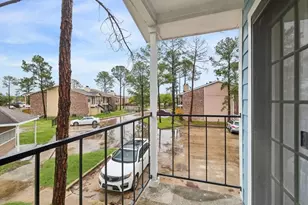 7402 Alabonson Rd, Houston, TX 77088 - Photo 15