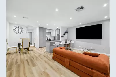 7402 Alabonson Road #202, Houston, TX 77088 - Photo 9