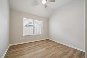 18747 Candle Park Dr, Spring, TX 77388 - Photo 27