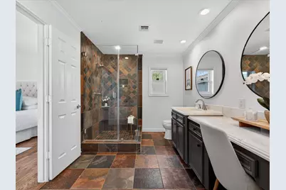 8015 Fairdale Lane, Houston, TX 77063 - Photo 25