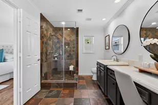 8015 Fairdale Ln, Houston, TX 77063 - Photo 25