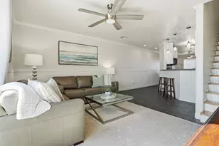 9520 Seawall Blvd, Galveston, TX 77554 - Photo 7
