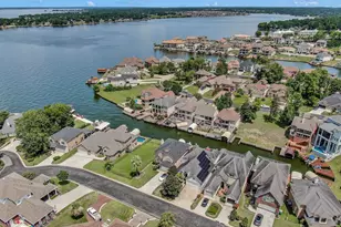 12394 Pebble View Dr, Conroe, TX 77304 - Photo 39