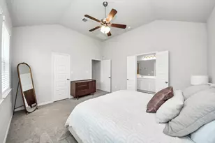 2819 Painted Sunrise Trail, Houston, TX 77045 - Photo 27