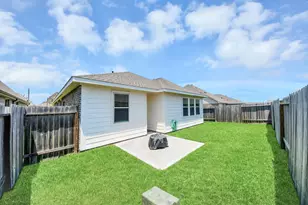 2819 Painted Sunrise Trail, Houston, TX 77045 - Photo 37