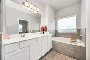 2819 Painted Sunrise Trail, Houston, TX 77045 - Photo 29