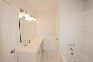 3229 Continental Dr, Missouri City, TX 77459 - Photo 11