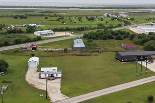 281 County Rd 251, Matagorda, TX 77457 - Photo 3