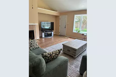 10900 Linwood Court, La Porte, TX 77571 - Photo 5