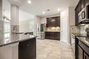 2502 Bay Hill Dr, Baytown, TX 77523 - Photo 13