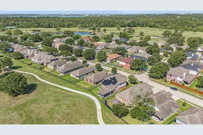 2502 Bay Hill Drive, Baytown, TX 77523 - Photo 39