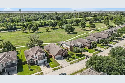 2502 Bay Hill Drive, Baytown, TX 77523 - Photo 33