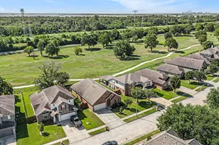 2502 Bay Hill Dr, Baytown, TX 77523 - Photo 33