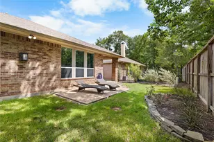 7 Brakendale Place, The Woodlands, TX 77389 - Photo 37