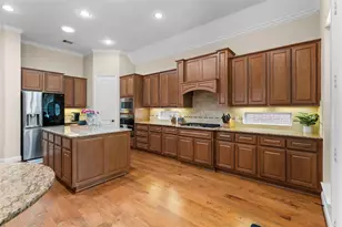 7 Brakendale Place, The Woodlands, TX 77389 - Photo 15