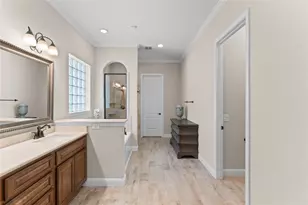 7 Brakendale Place, The Woodlands, TX 77389 - Photo 23