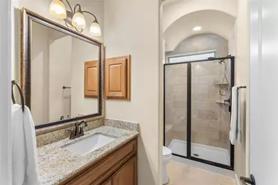 7 Brakendale Place, The Woodlands, TX 77389 - Photo 31