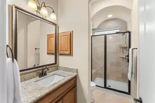 7 Brakendale Place, The Woodlands, TX 77389 - Photo 31