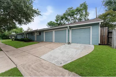 9002 Grape Street, Houston, TX 77036 - Photo 5