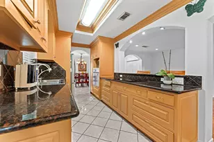 9002 Grape St, Houston, TX 77036 - Photo 15