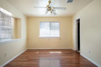 1203 Lovett #1255, Tomball, TX 77375 - Photo 5