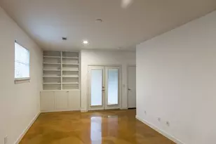 2402 Morgan St, Houston, TX 77006 - Photo 5