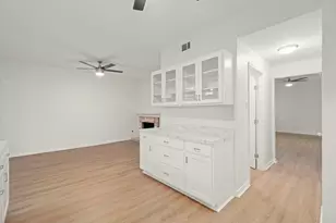 5815 Sugar Hill Dr, Houston, TX 77057 - Photo 13