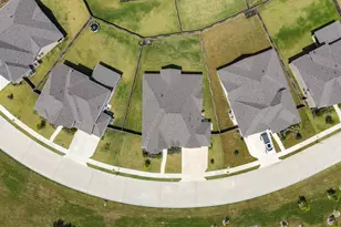 12122 Grassy Bnd Dr, Mont Belvieu, TX 77523 - Photo 49