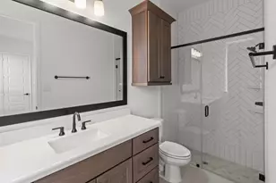 12122 Grassy Bnd Dr, Mont Belvieu, TX 77523 - Photo 37