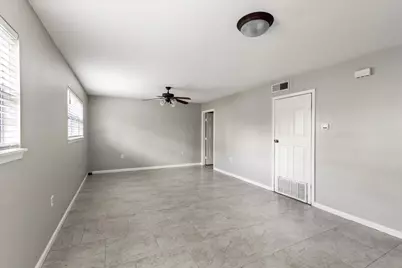 1914 Larrabee Street #1-12, Seabrook, TX 77586 - Photo 23