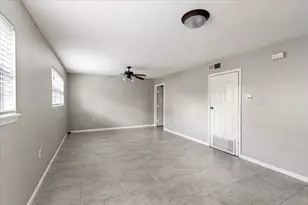 1914 Larrabee St, Seabrook, TX 77586 - Photo 23