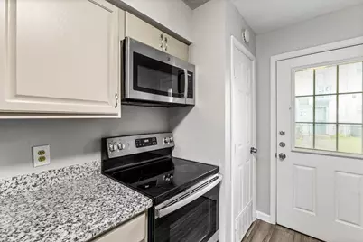 1914 Larrabee Street #1-12, Seabrook, TX 77586 - Photo 17