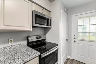 1914 Larrabee St, Seabrook, TX 77586 - Photo 17