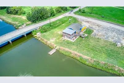 8614 Robinson Road, Hitchcock, TX 77563 - Photo 25