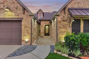 6 Canopy Green Dr, Tomball, TX 77375 - Photo 3