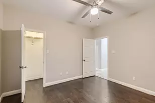 27 W Prairie Dawn Cir, The Woodlands, TX 77385 - Photo 39