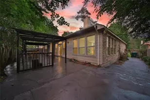 27 W Prairie Dawn Cir, The Woodlands, TX 77385 - Photo 41
