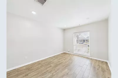 2004 Yorktown Court N, League City, TX 77573 - Photo 7