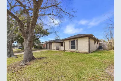 2004 Yorktown Court N, League City, TX 77573 - Photo 37