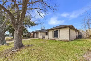 2004 Yorktown Ct N, League City, TX 77573 - Photo 37